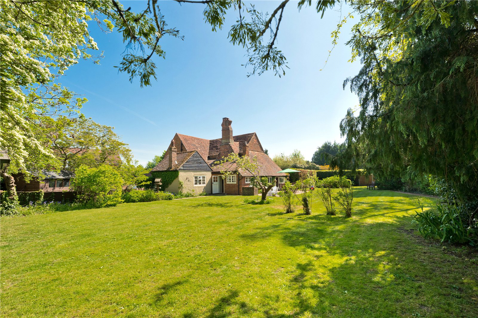 Jacobs Well Road, Jacobs Well, Guildford, Surrey, GU4