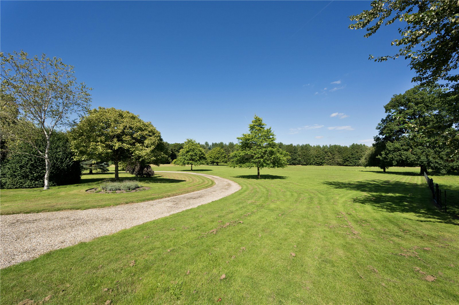 Sutton Park, Sutton Green, Guildford, Surrey, GU4, photo 3