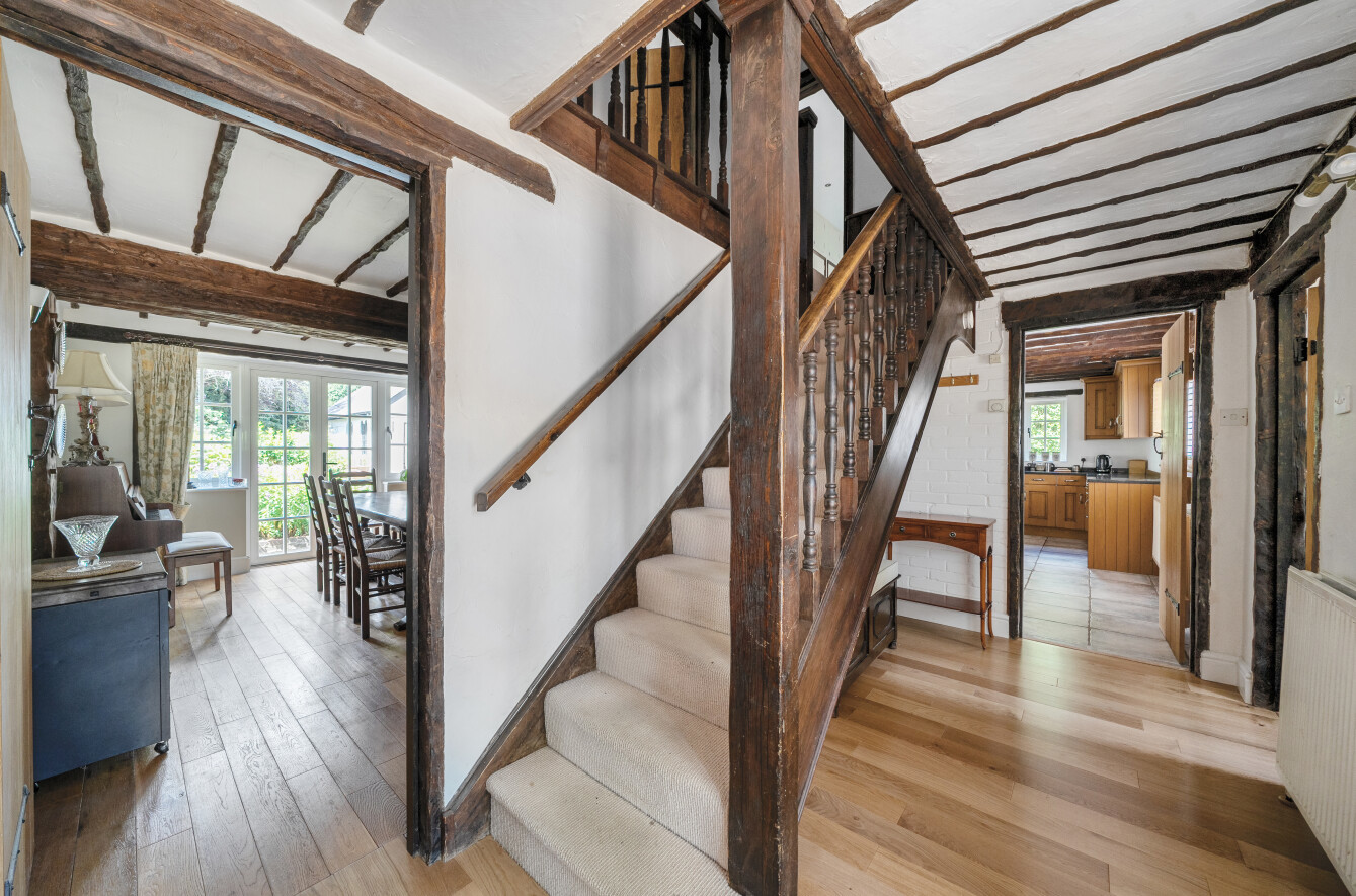 New Lane, Sutton Green, Guildford, GU4, photo 13