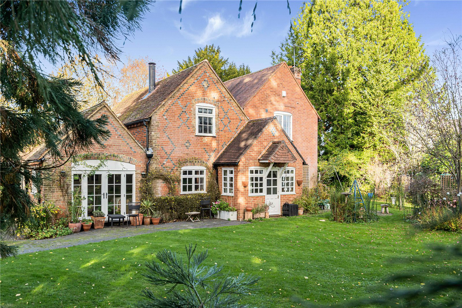 Whitmoor Lane, Sutton Green, Guildford, GU4, photo 2