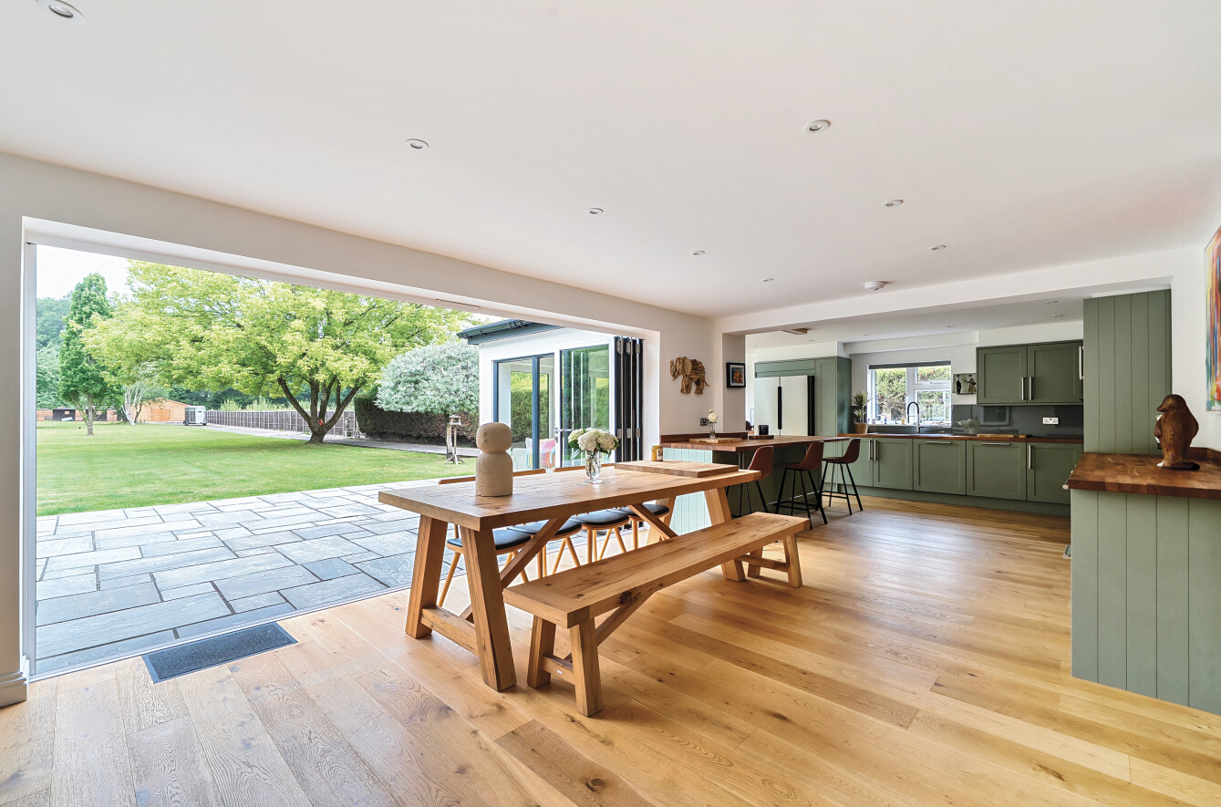 New Lane, Sutton Green, Guildford, Surrey, GU4, photo 2