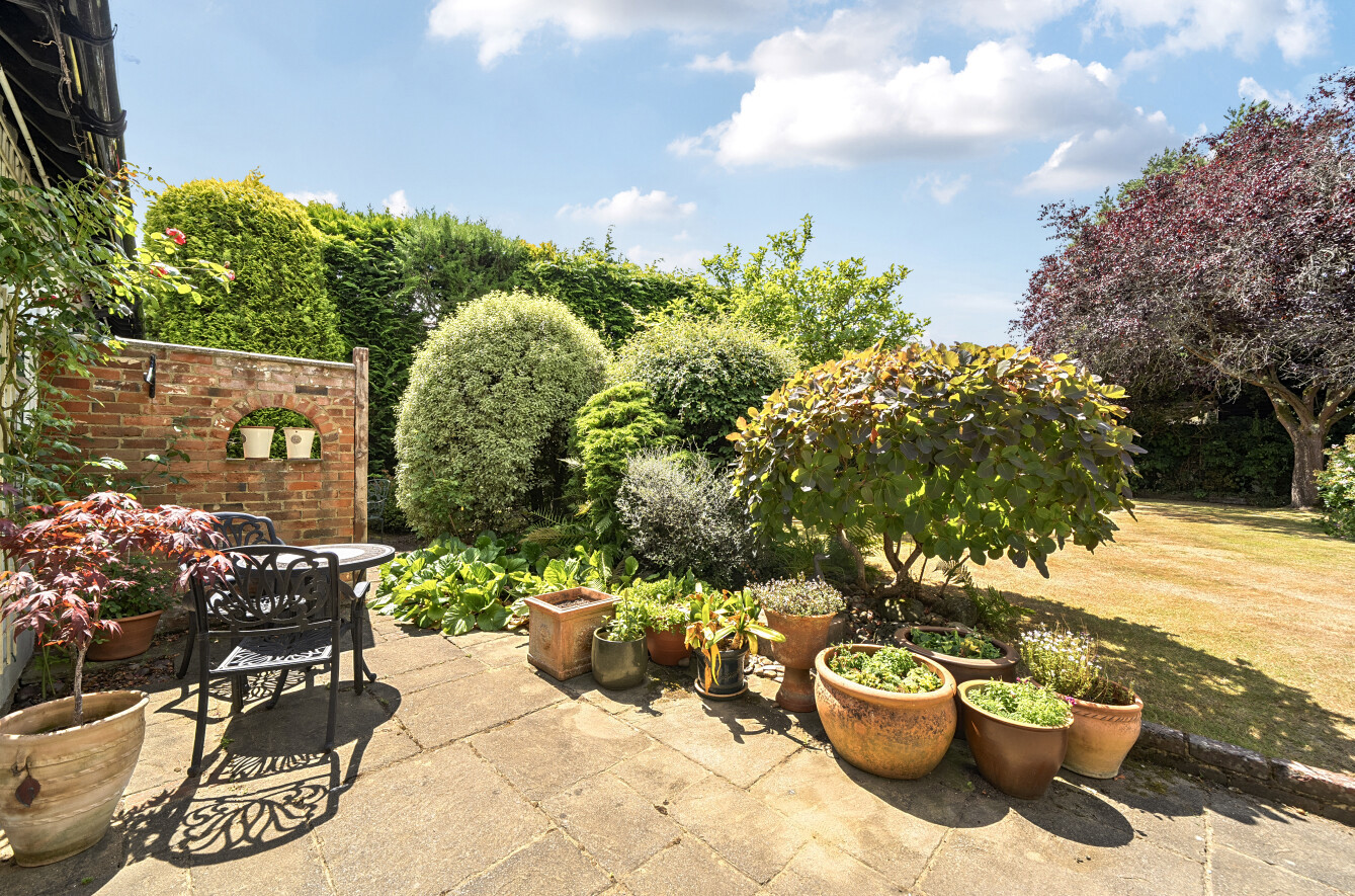 New Lane, Sutton Green, Guildford, GU4, photo 25