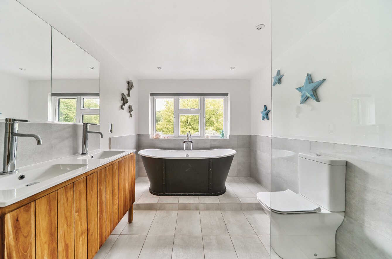 New Lane, Sutton Green, Guildford, Surrey, GU4, photo 21