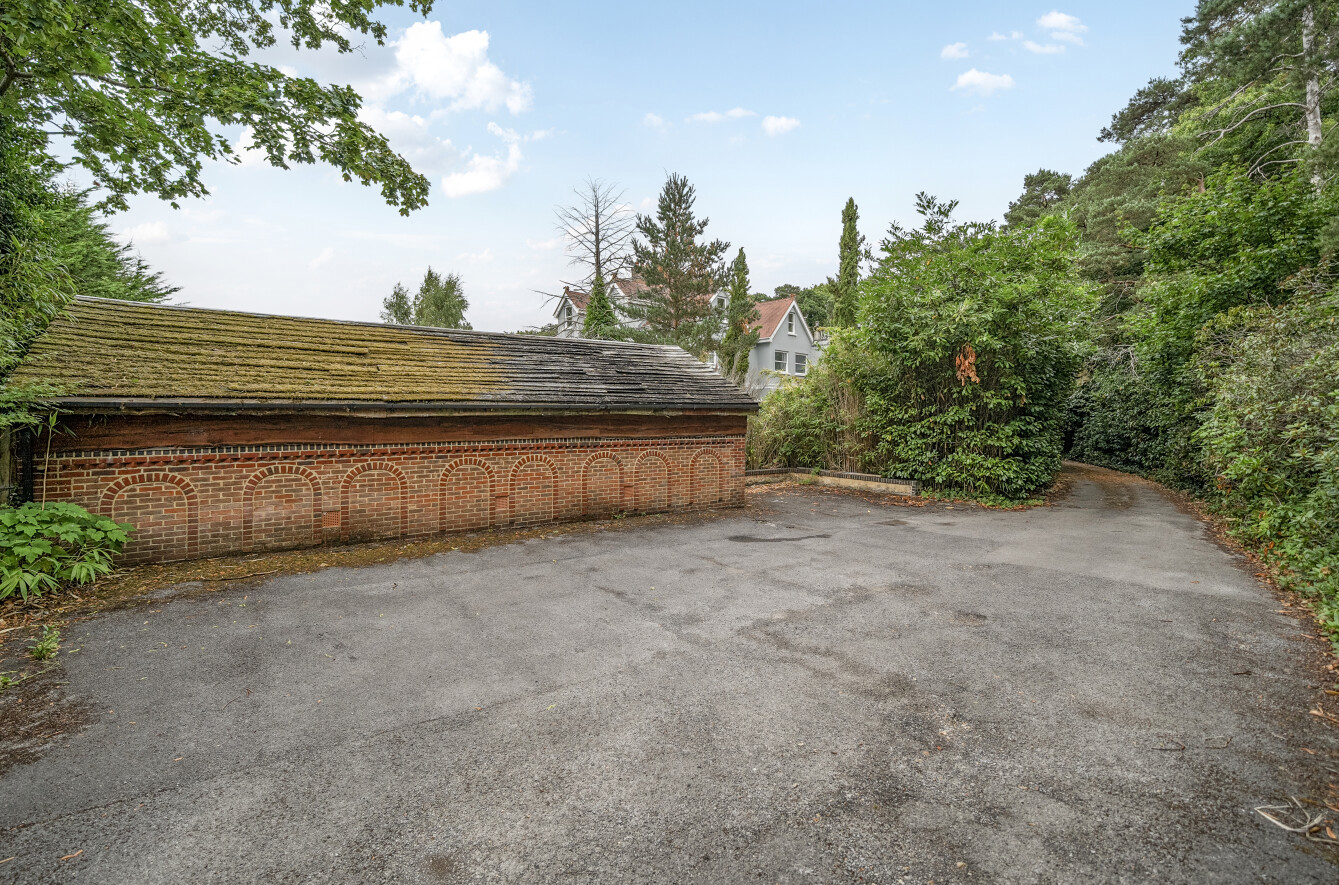 Maywood Drive, Camberley, Surrey, GU15, photo 44