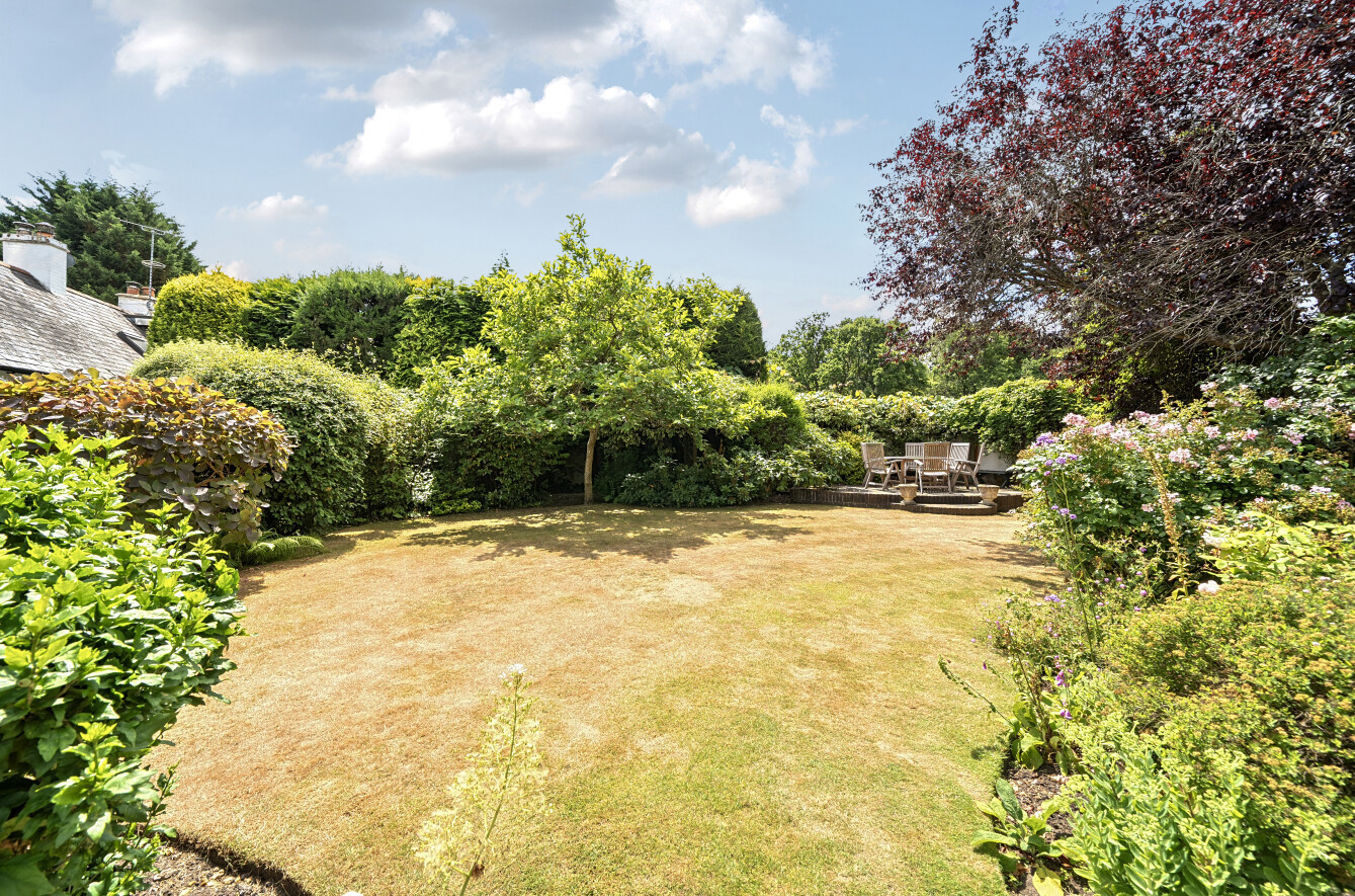 New Lane, Sutton Green, Guildford, GU4, photo 26