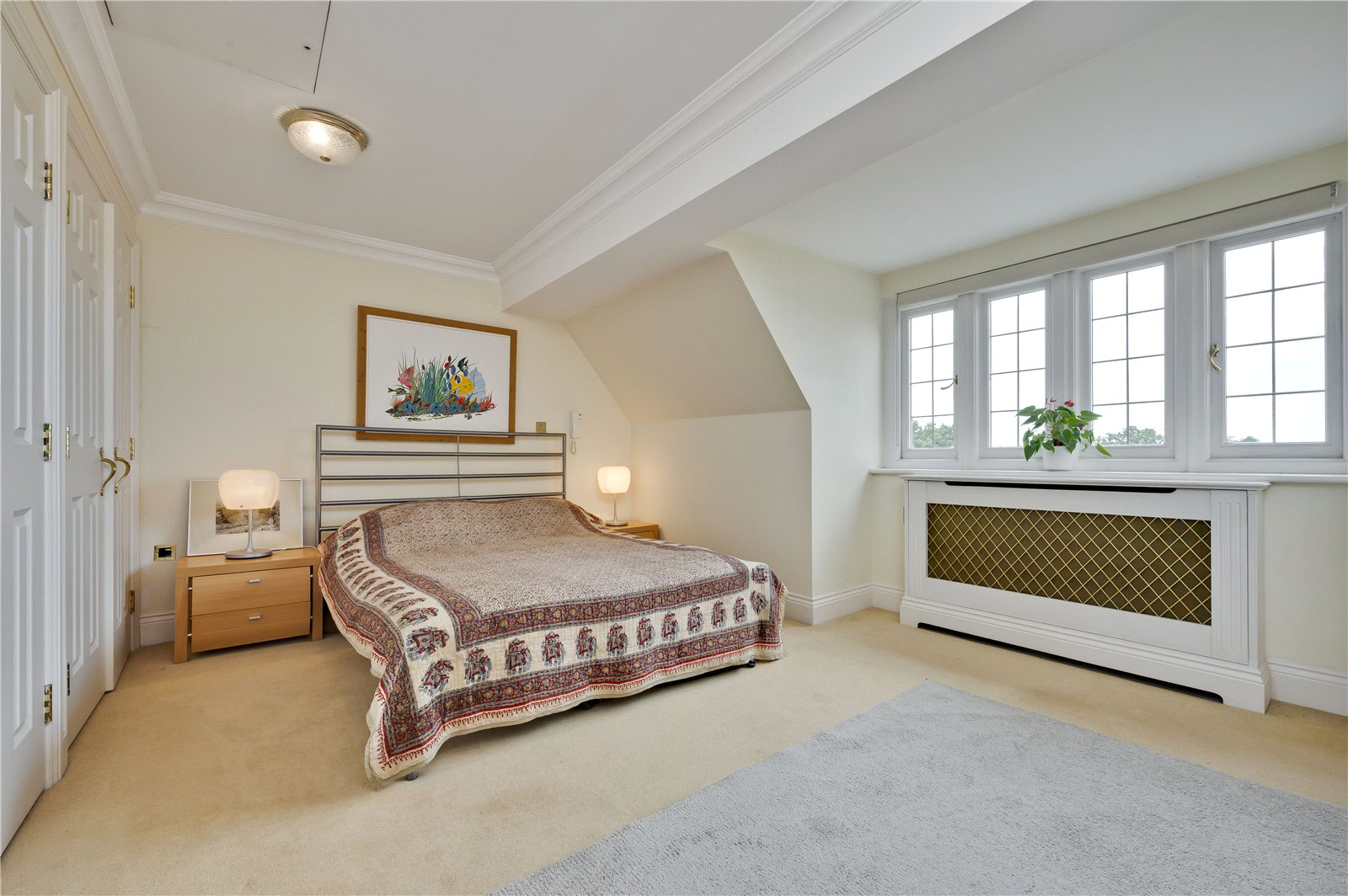 Hatchford Manor, Ockham Lane, Cobham, KT11, photo 11