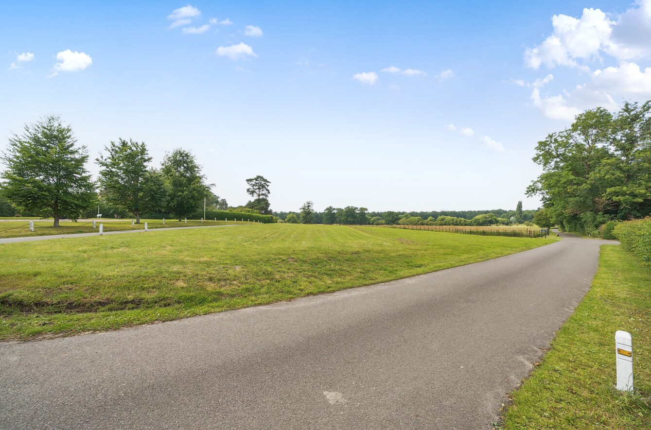 Sutton Park, Sutton Green, Guildford, GU4, photo 40