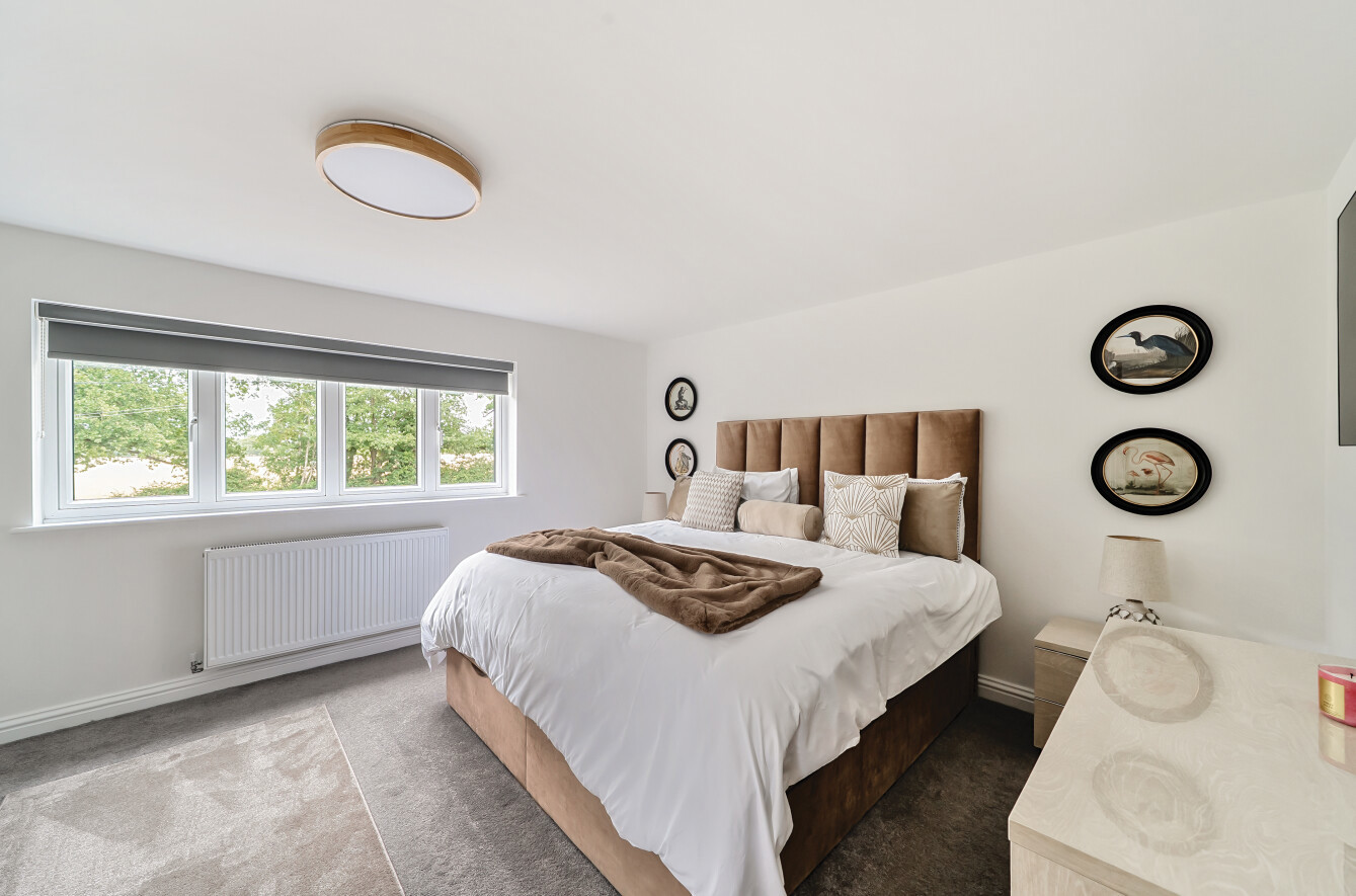 New Lane, Sutton Green, Guildford, Surrey, GU4, photo 15