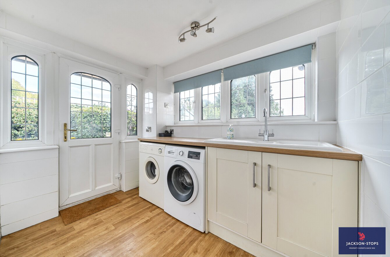 Watling Street, Little Brickhill, Milton Keynes, MK17, photo 10