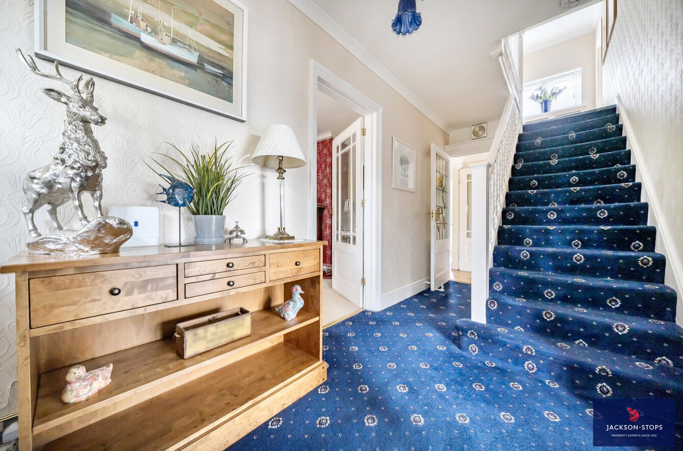 Watling Street, Little Brickhill, Milton Keynes, MK17, photo 11