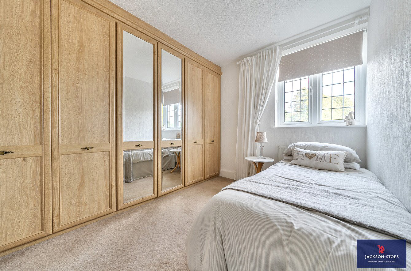Watling Street, Little Brickhill, Milton Keynes, MK17, photo 16