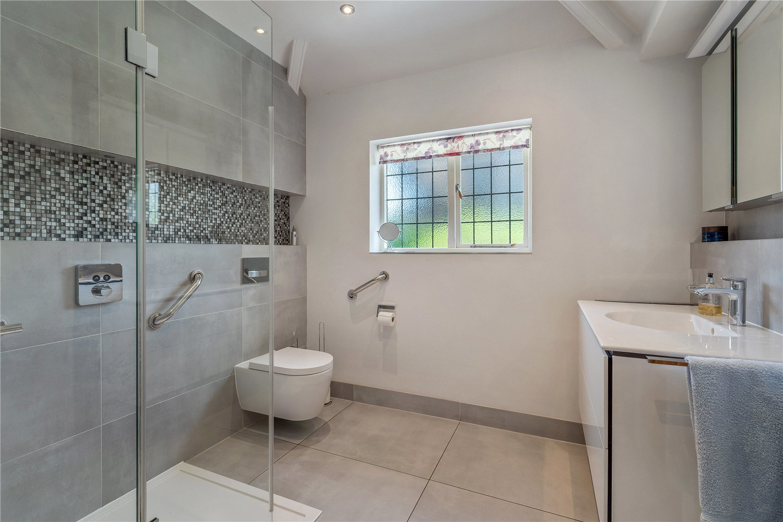 Woodhead Road, Hale, WA15, photo 10