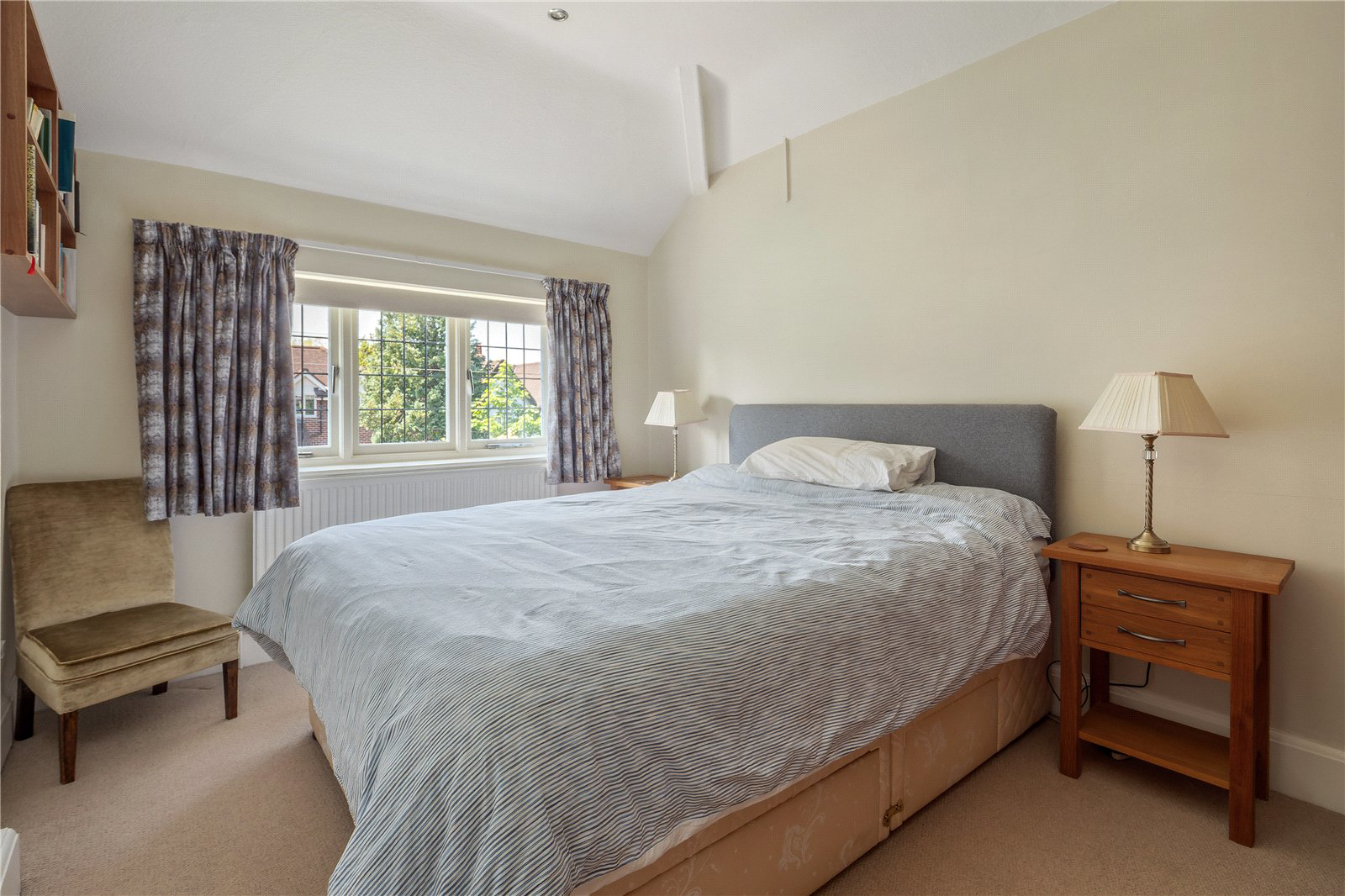 Woodhead Road, Hale, WA15, photo 11