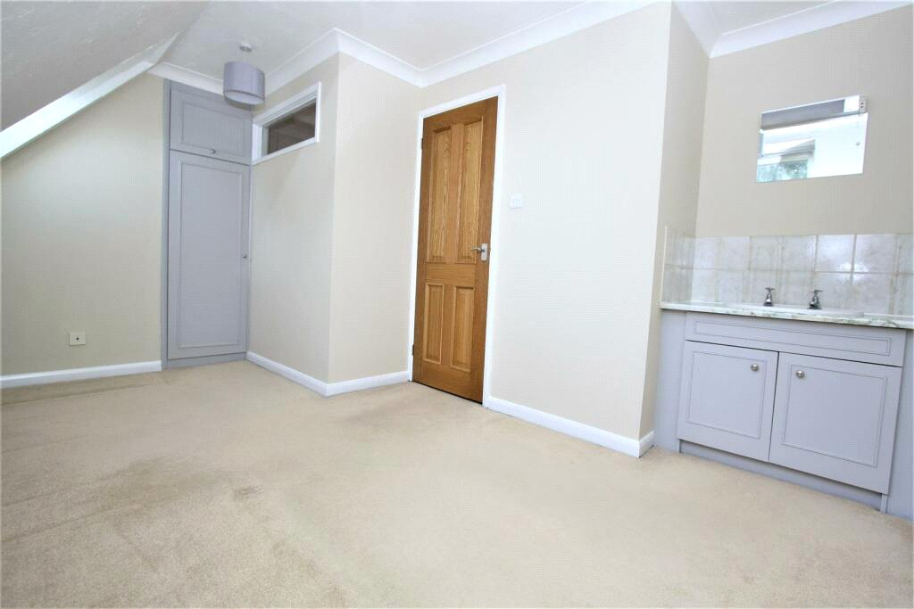 Armstrong Close, Newmarket, Suffolk, CB8, photo 16