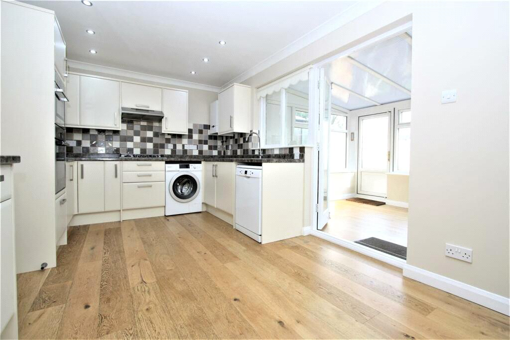 Armstrong Close, Newmarket, Suffolk, CB8, photo 3