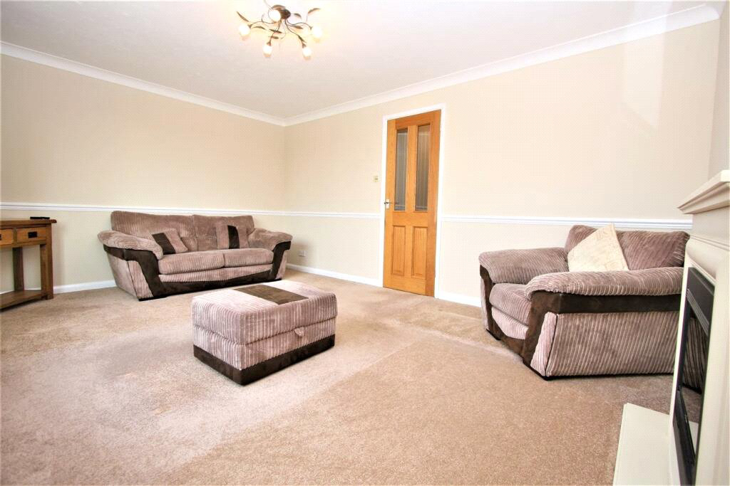 Armstrong Close, Newmarket, Suffolk, CB8, photo 11