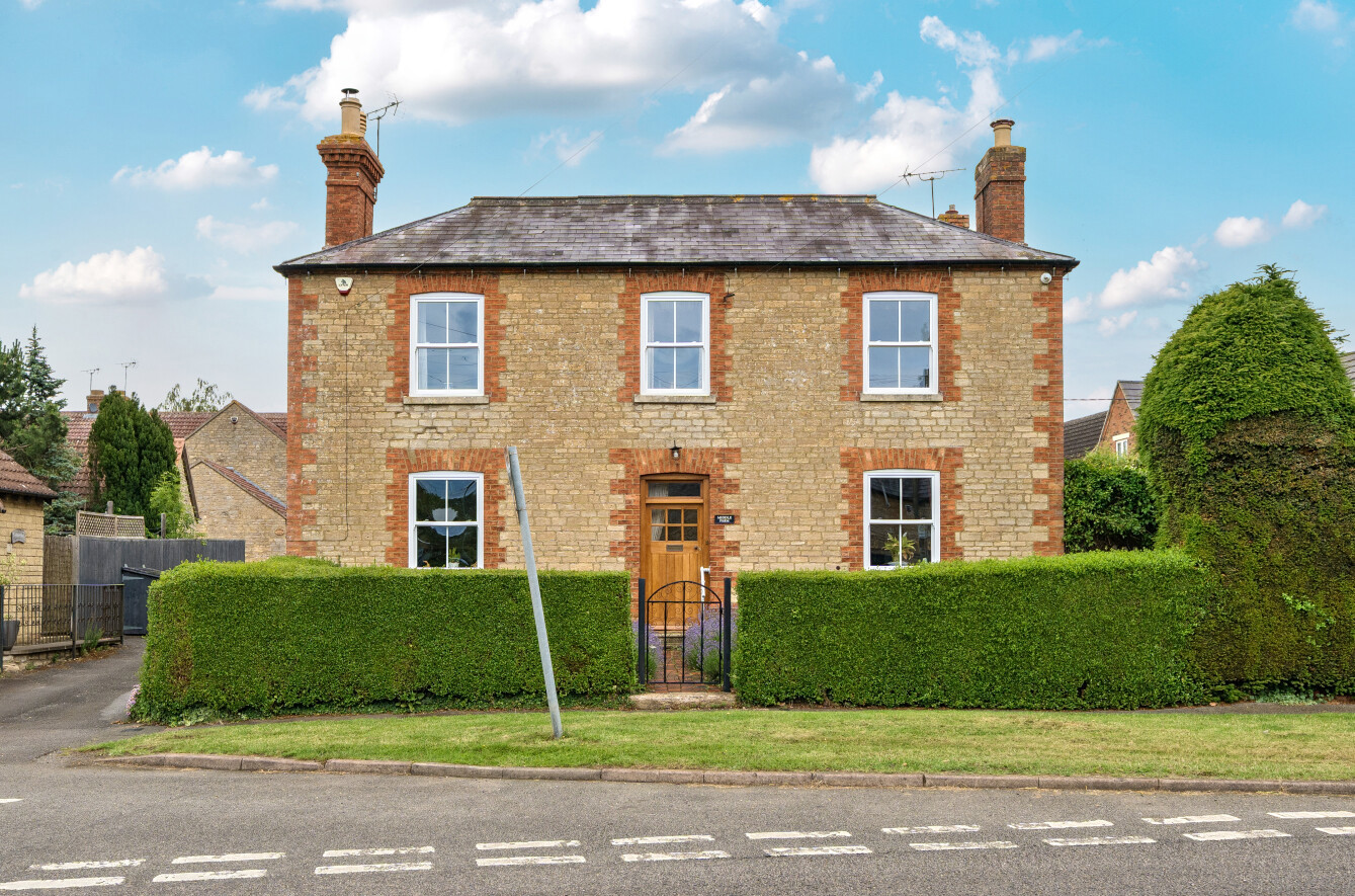 The Green, Chelveston, Northamptonshire, NN9