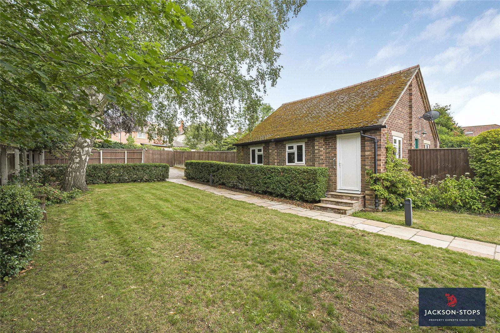 The Avenue, Newmarket, Suffolk, CB8, photo 13