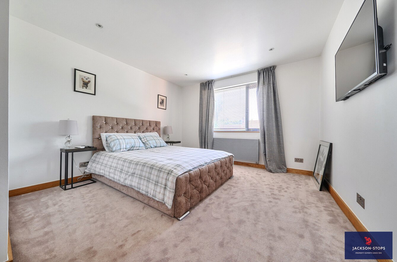 Birdcage Walk, Newmarket, Suffolk, CB8, photo 16