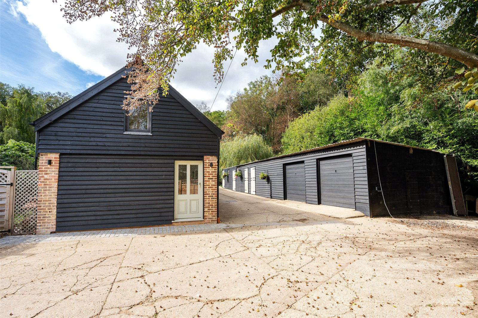 Brickyard Lane, Corfe Mullen, Wimborne, Dorset, BH21, photo 44
