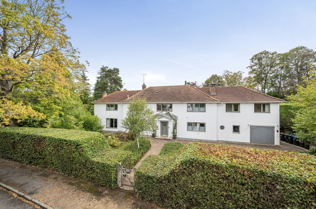 Hockering Road, Woking, Surrey, GU22, photo 60