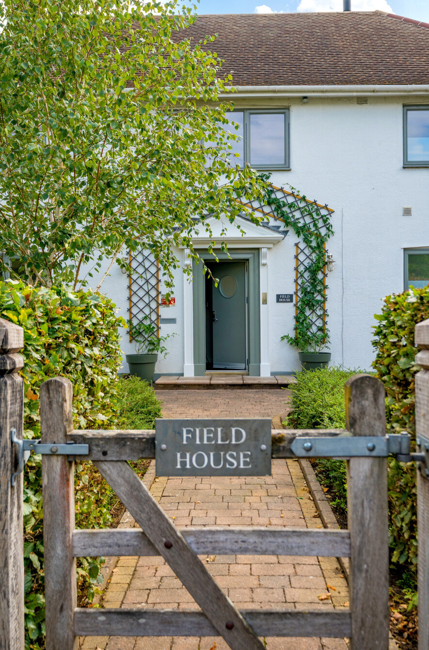 Hockering Road, Woking, Surrey, GU22, photo 5