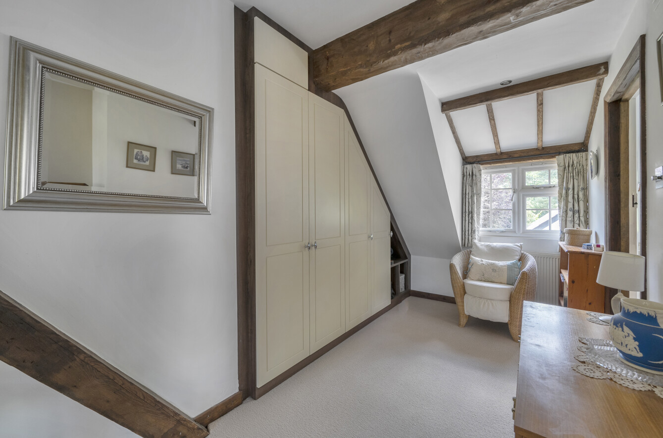 New Lane, Sutton Green, Guildford, GU4, photo 18