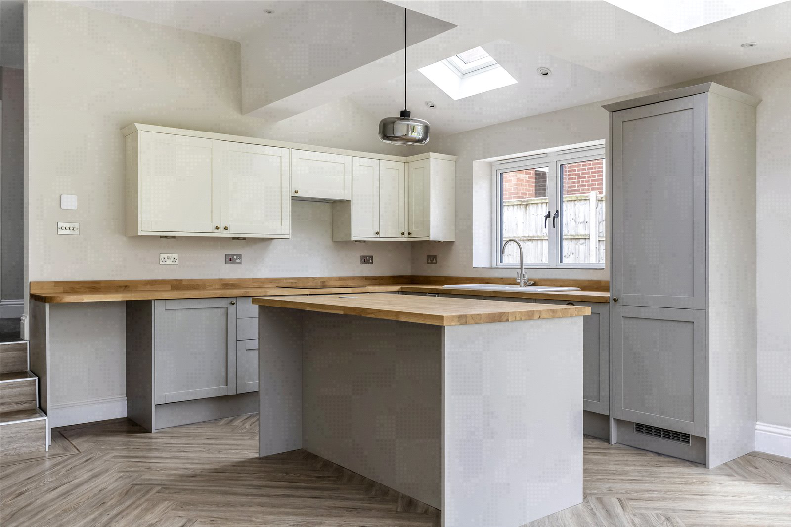 Old Bath Road, Cheltenham, Gloucestershire, GL53, photo 13