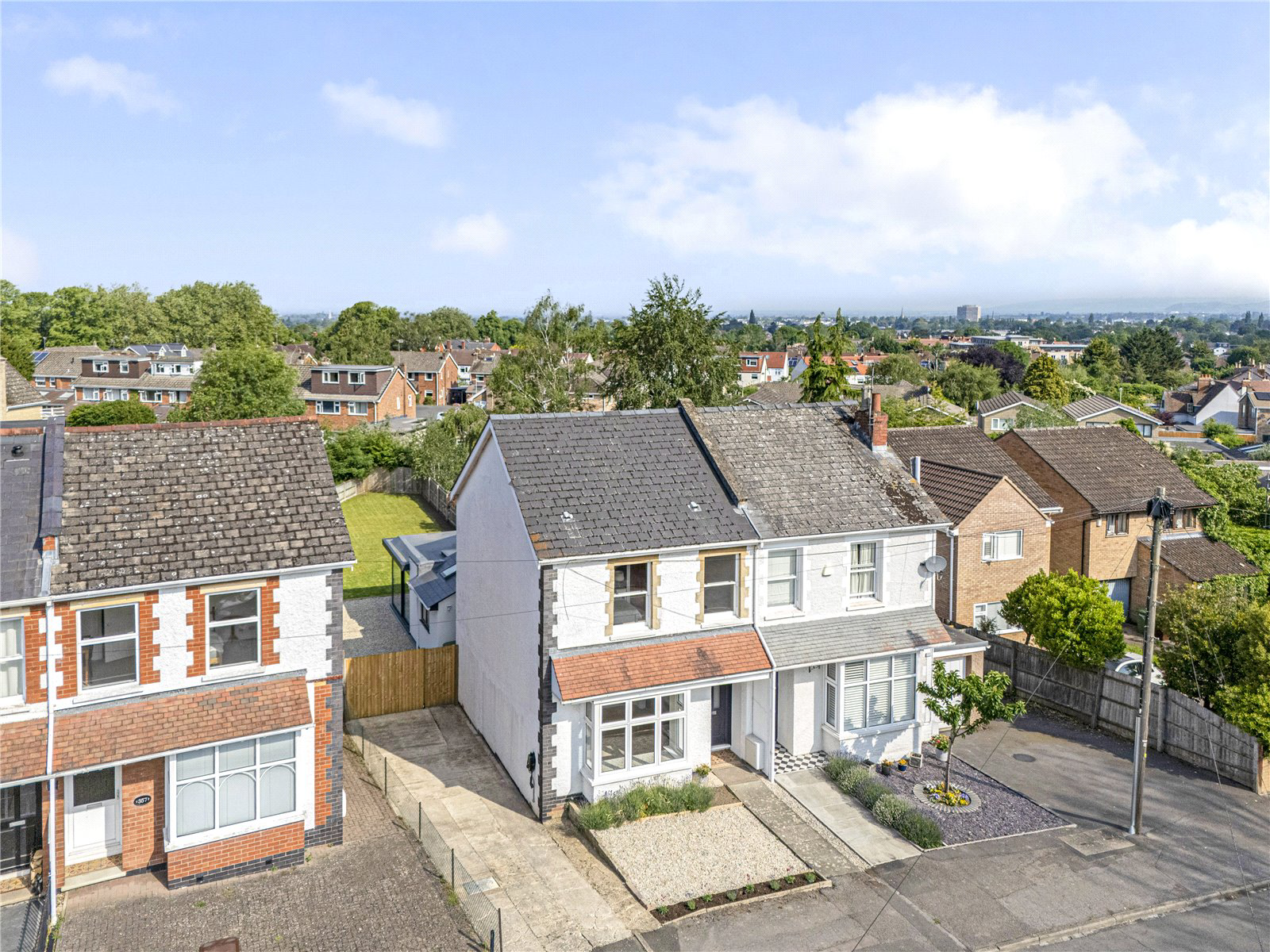 Old Bath Road, Cheltenham, Gloucestershire, GL53, photo 2