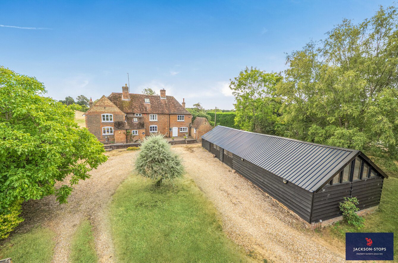 Leighton Road, Stoke Hammond, Milton Keynes, MK17