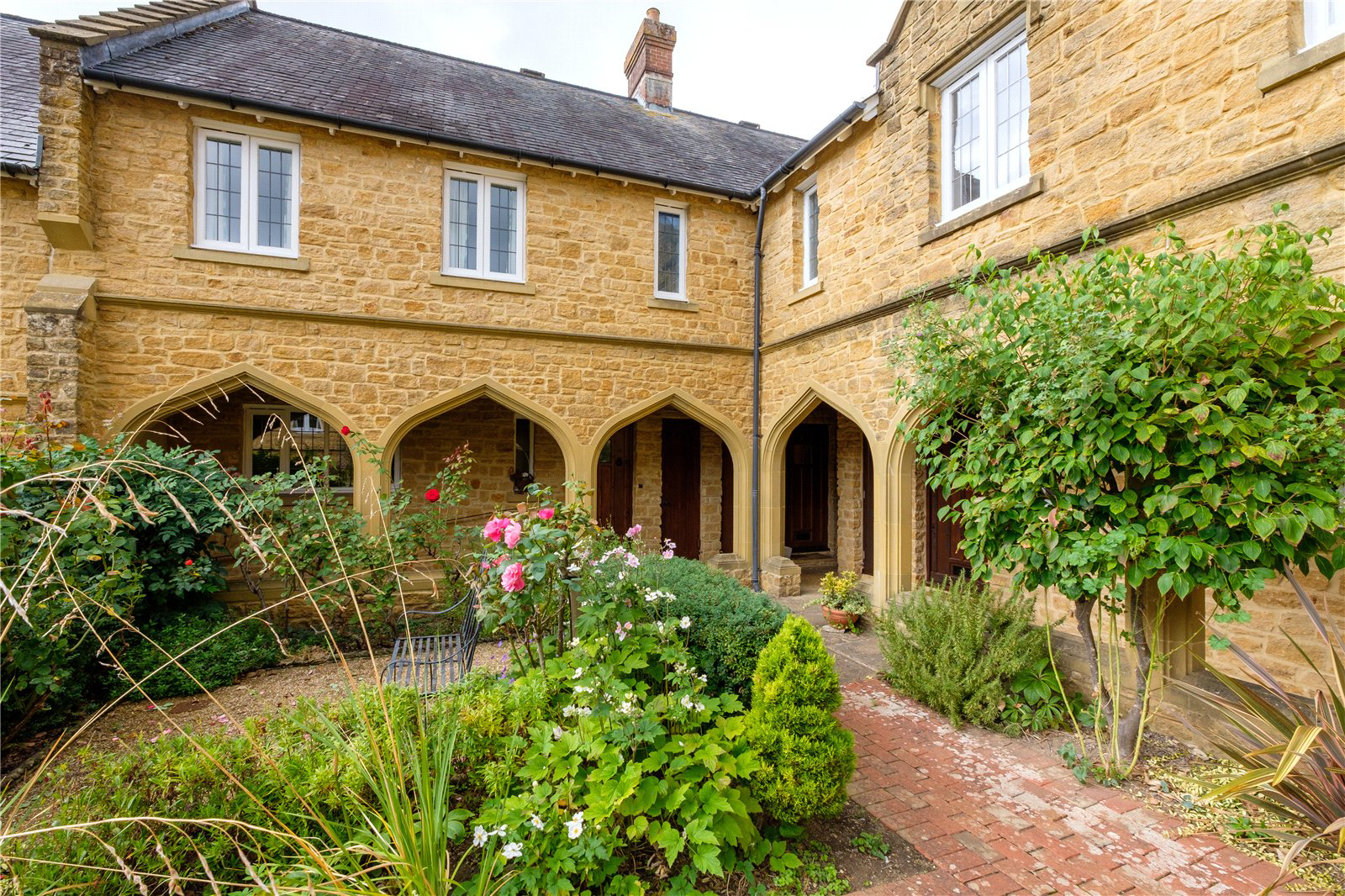 Long Street, Sherborne, Dorset, DT9