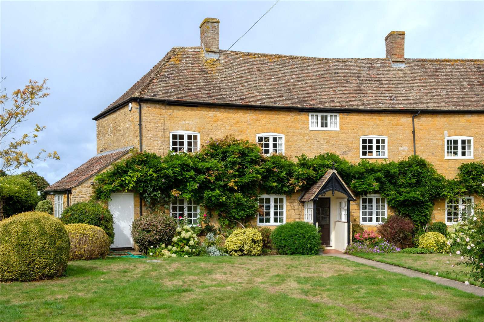 The Crescent, Compton Pauncefoot, Somerset, BA22