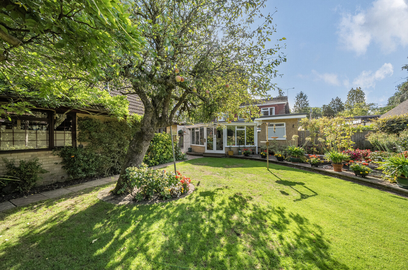 Fenns Lane, West End, Woking, GU24, photo 4