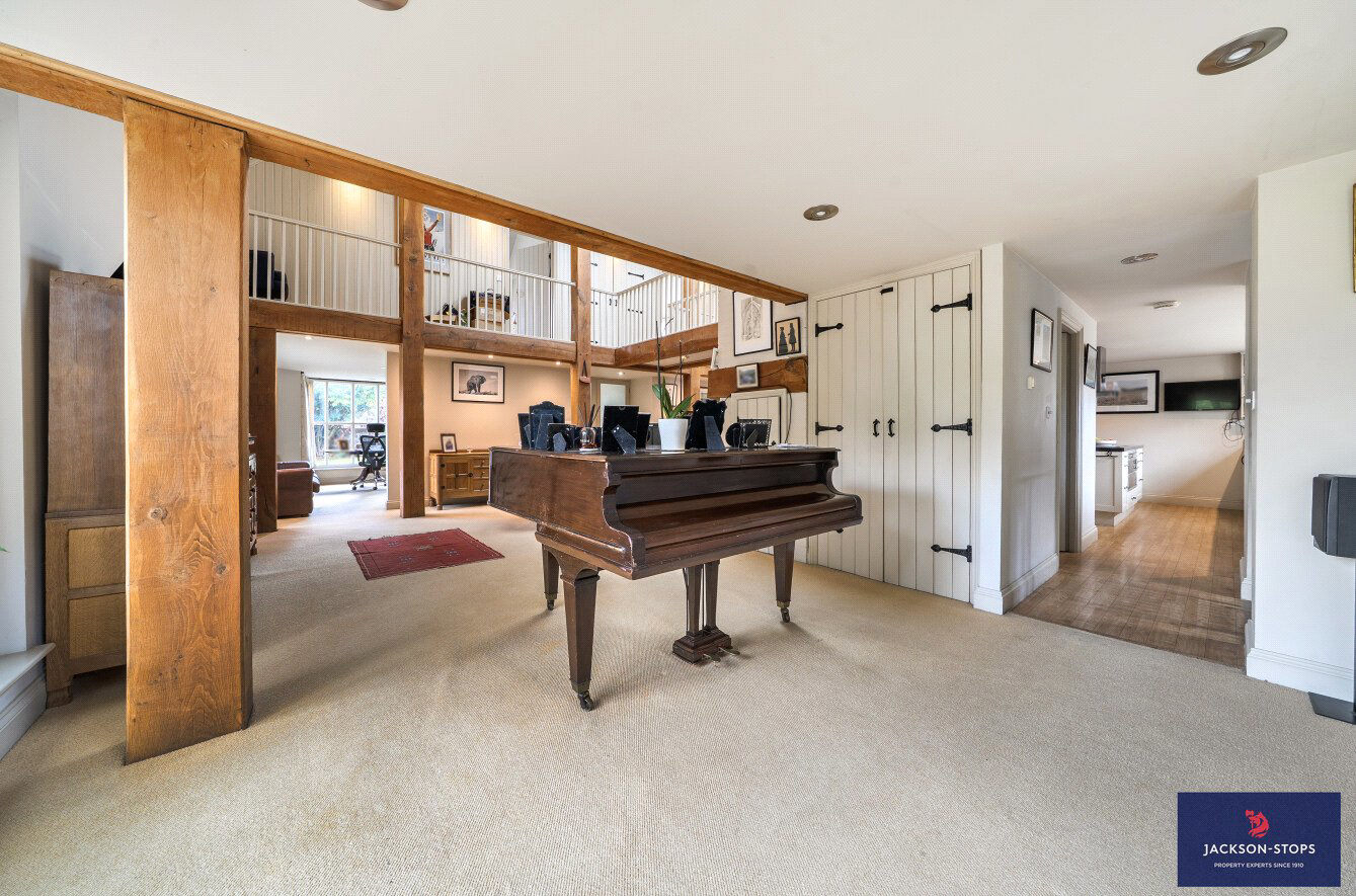 Sitting Room B