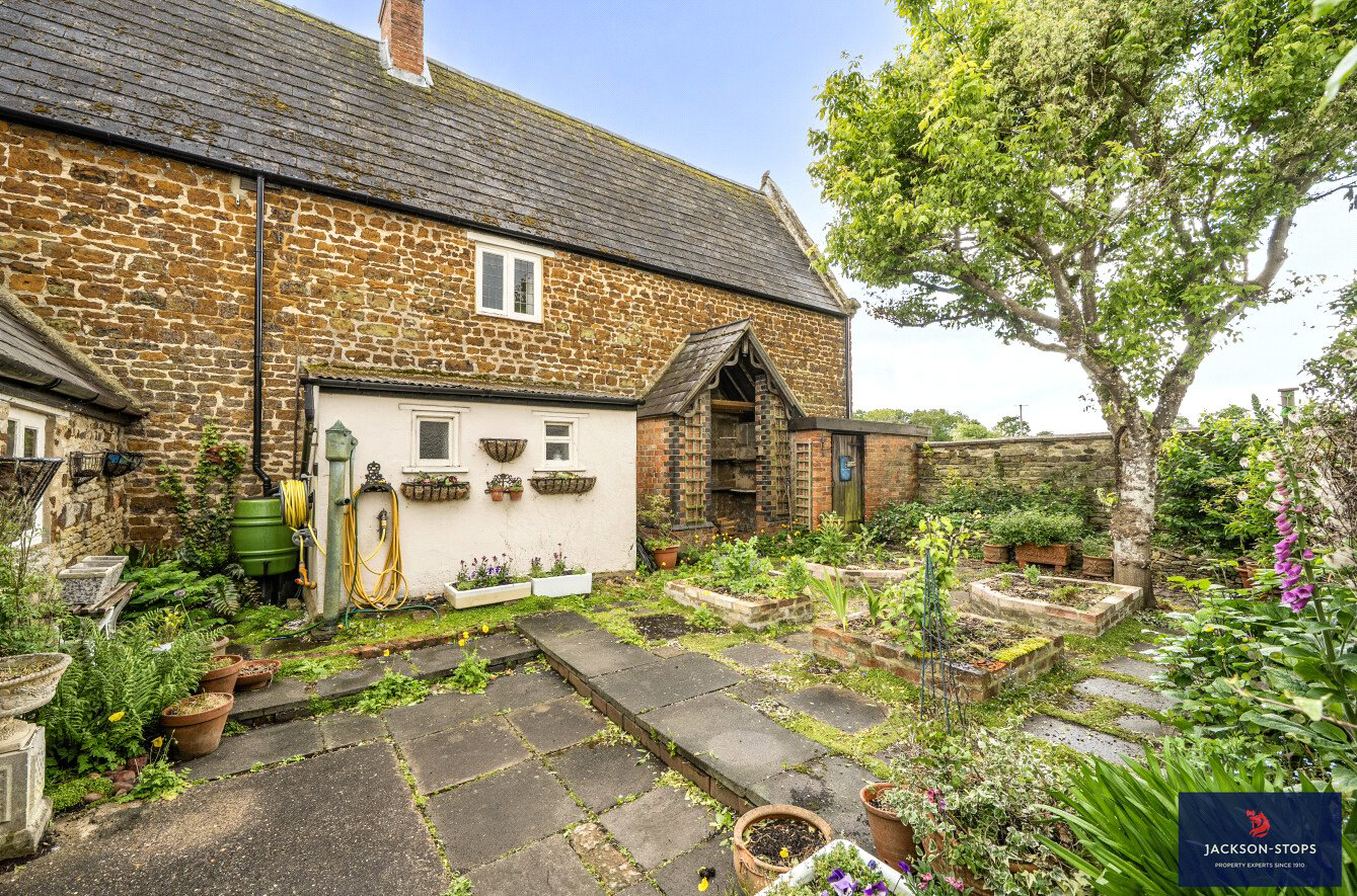 Lodge Road, Little Houghton, Northamptonshire, NN7, photo 18