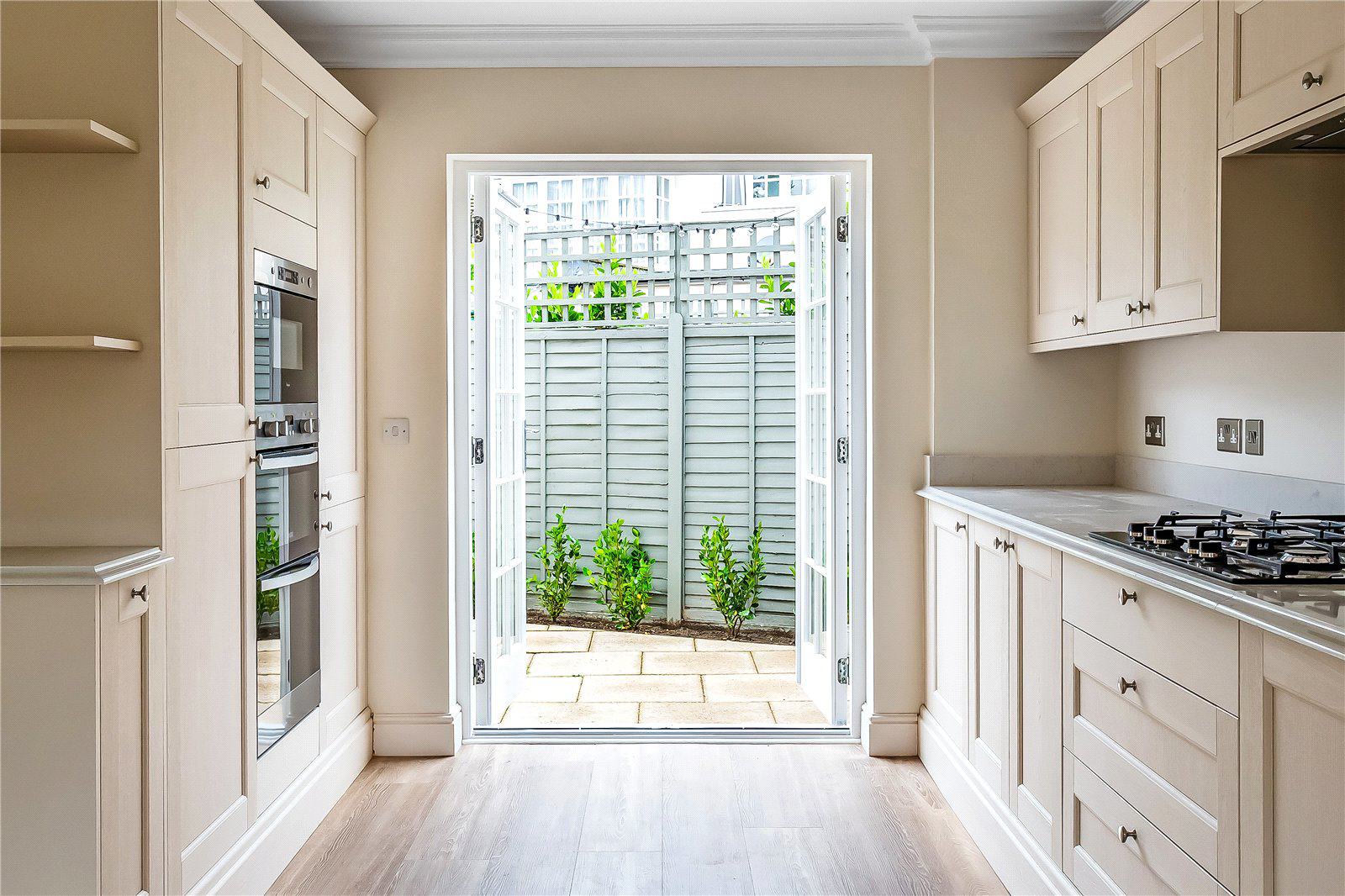 Brownlow Road, Redhill, Surrey, RH1, photo 2