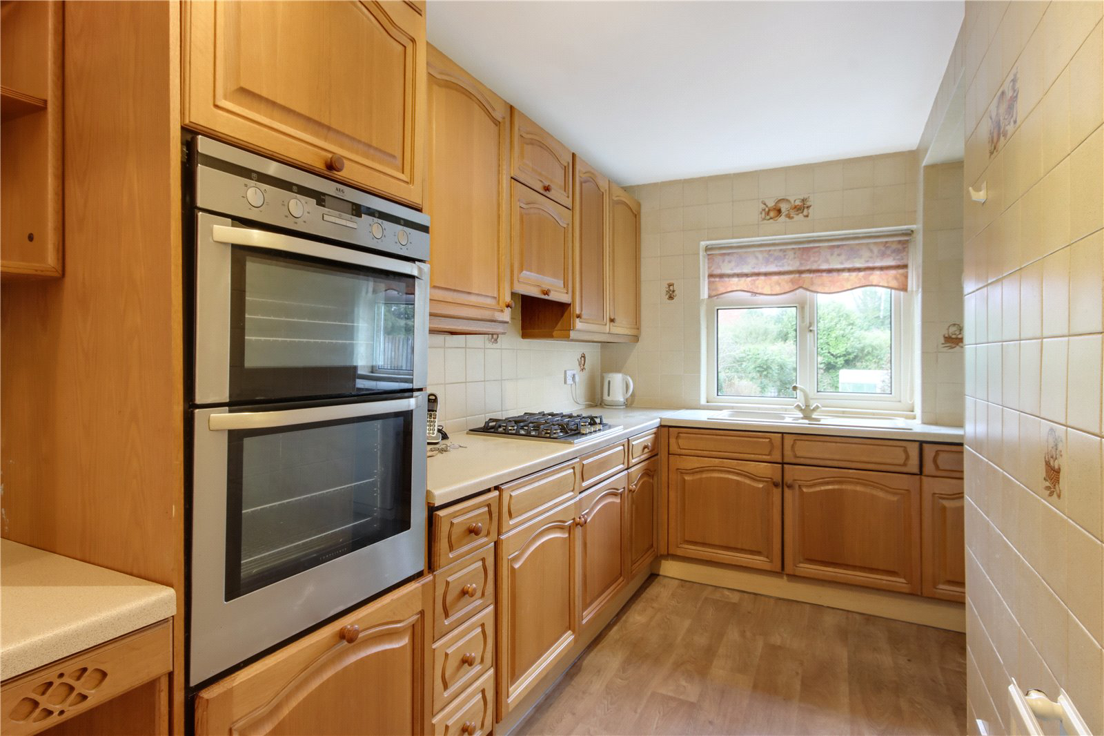 Bosville Drive, Sevenoaks, Kent, TN13, photo 2