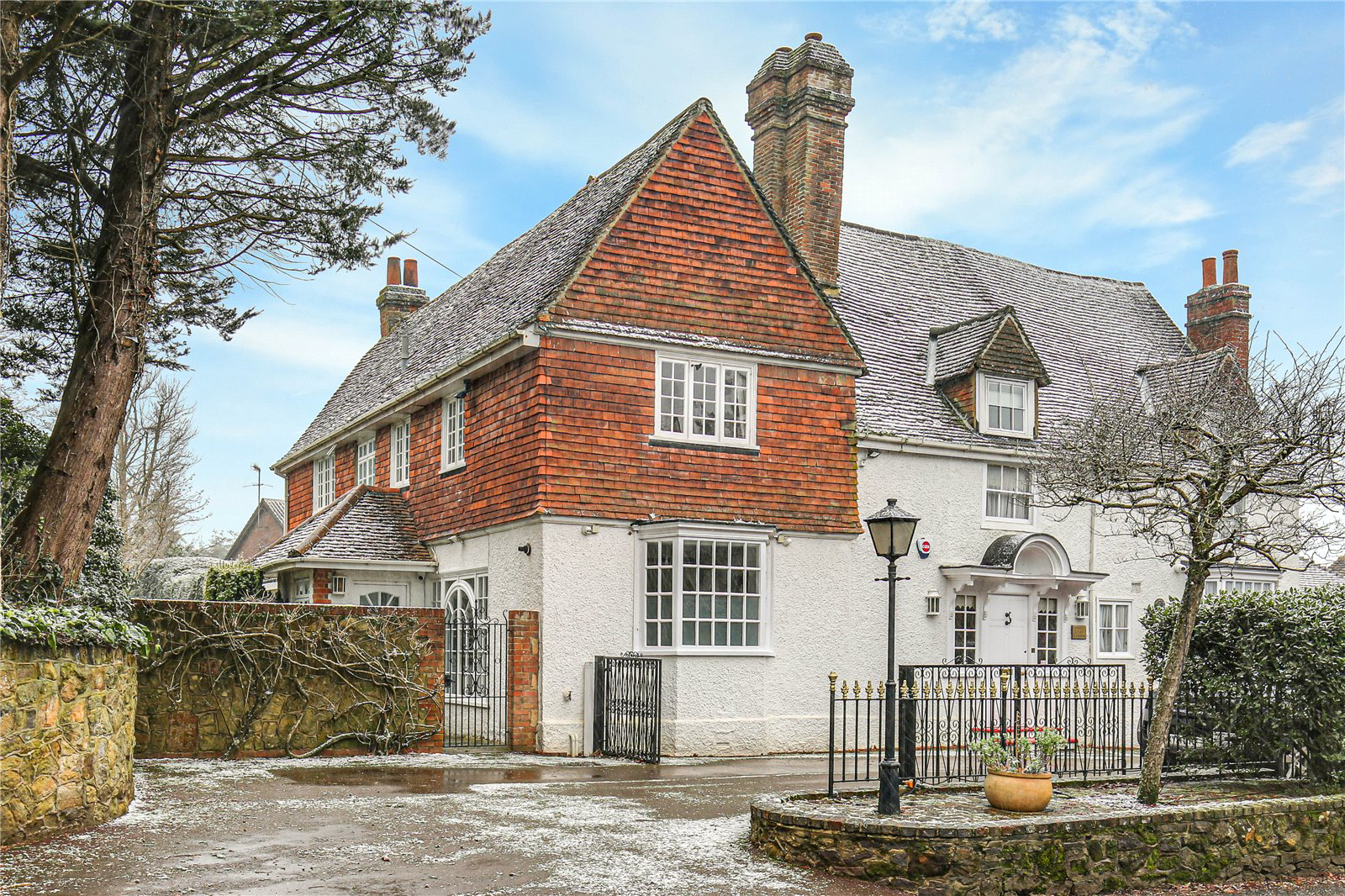 High Street, Limpsfield, Oxted, Surrey, RH8
