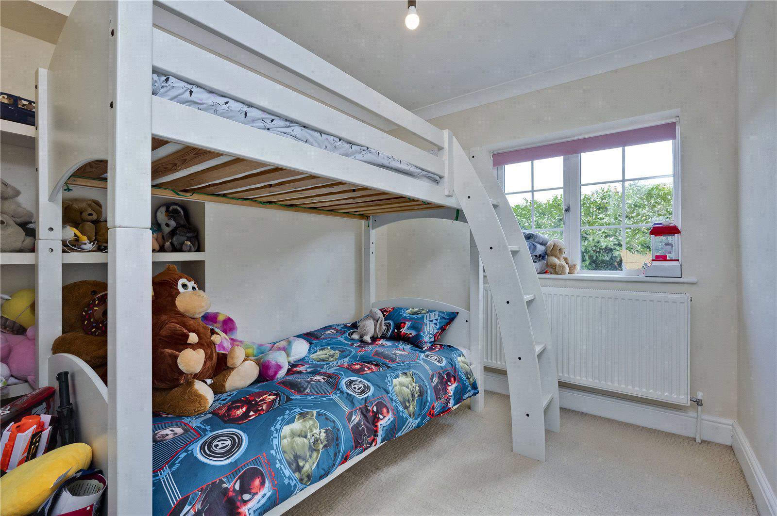 Elm Drive, Chobham, Surrey, GU24, photo 11