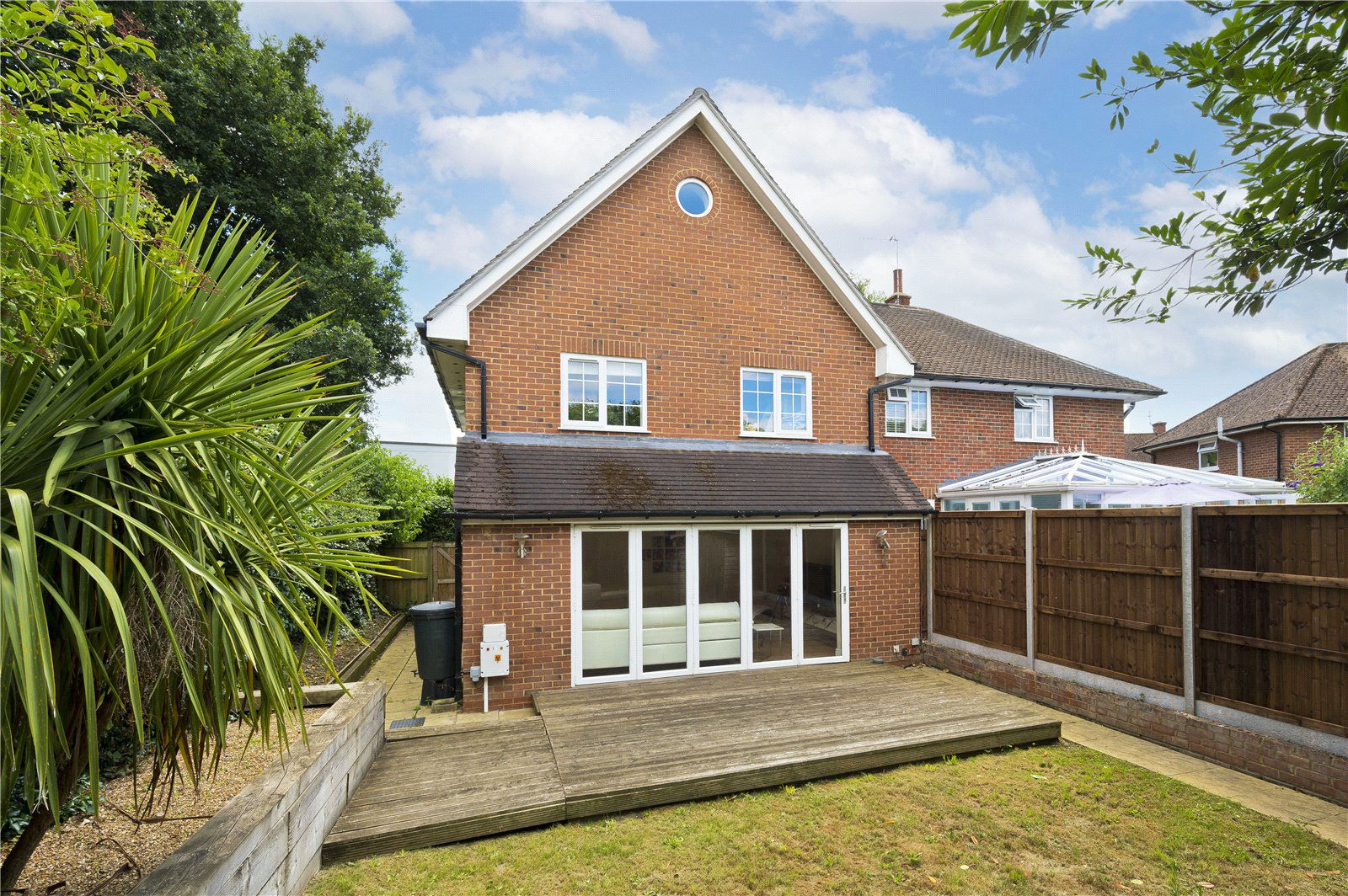 Elm Drive, Chobham, Surrey, GU24, photo 14