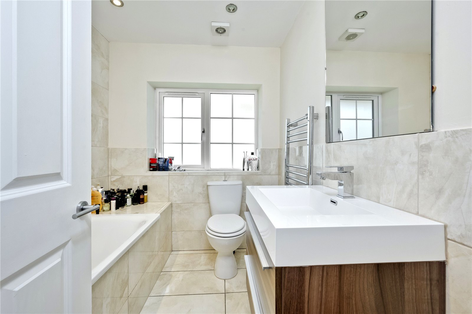 Elm Drive, Chobham, Surrey, GU24, photo 7
