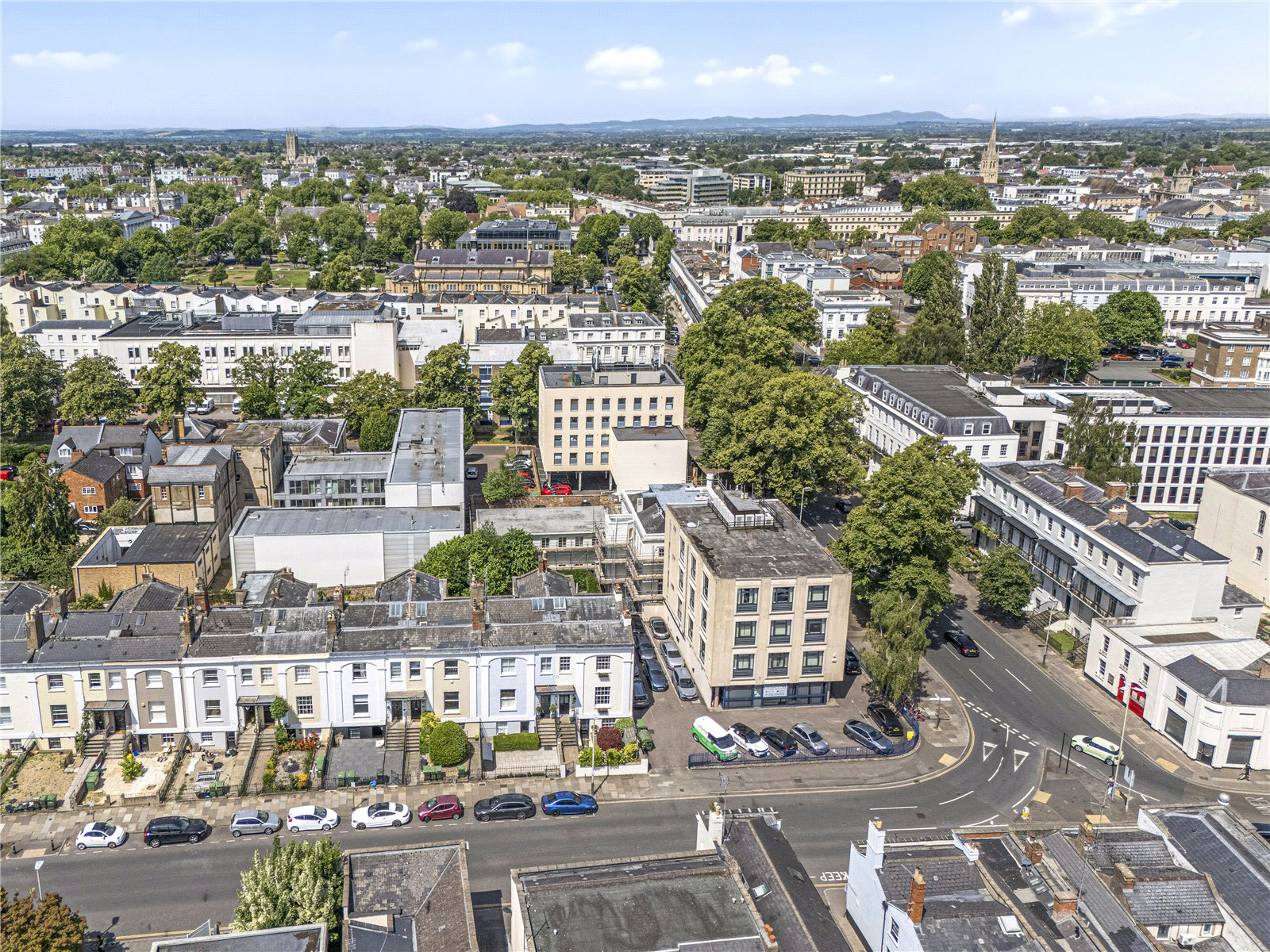 Bath Road, Cheltenham, Gloucestershire, GL53, photo 2