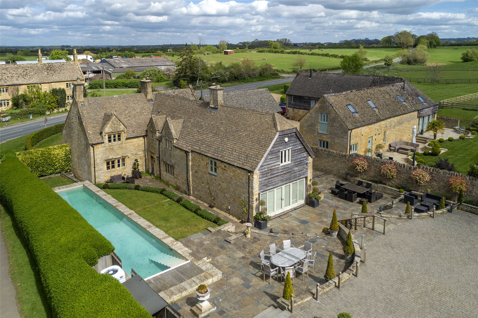 Saintbury, Broadway, Gloucestershire, WR12