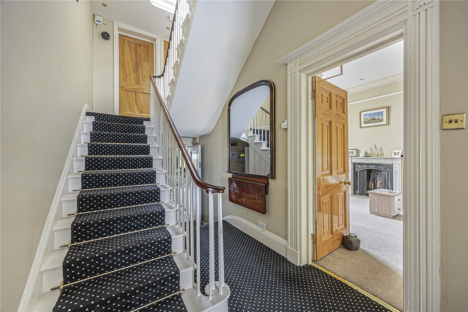 Bath Road, Cheltenham, Gloucestershire, GL53, photo 6