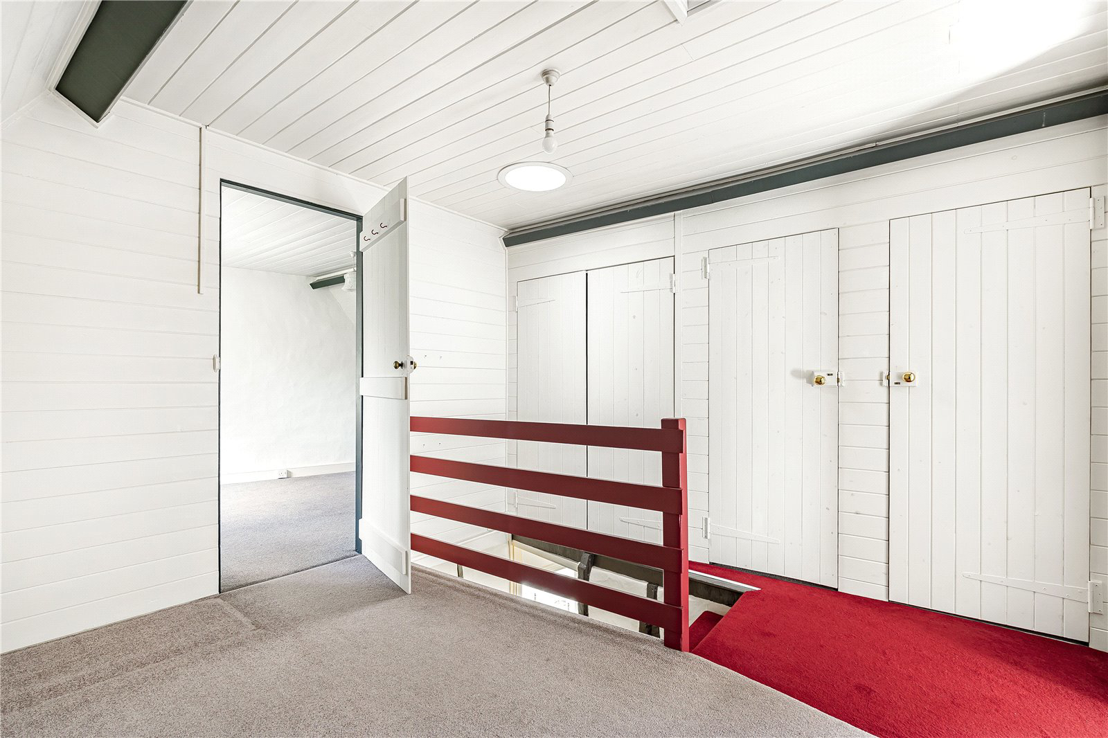 2nd Floor Landing