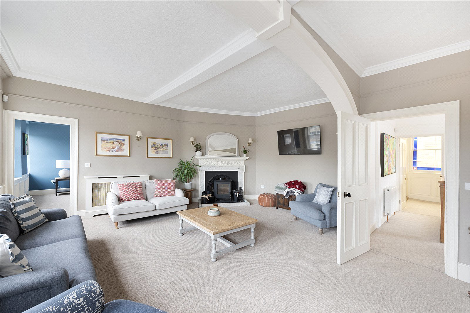 Angel Hill, Bury St Edmunds, Suffolk, IP33, photo 15