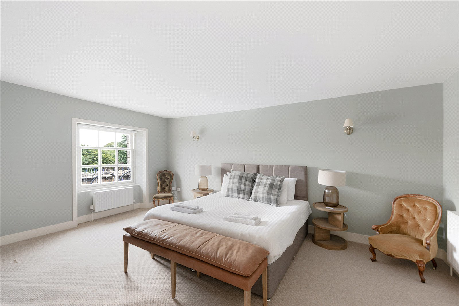 Angel Hill, Bury St Edmunds, Suffolk, IP33, photo 20