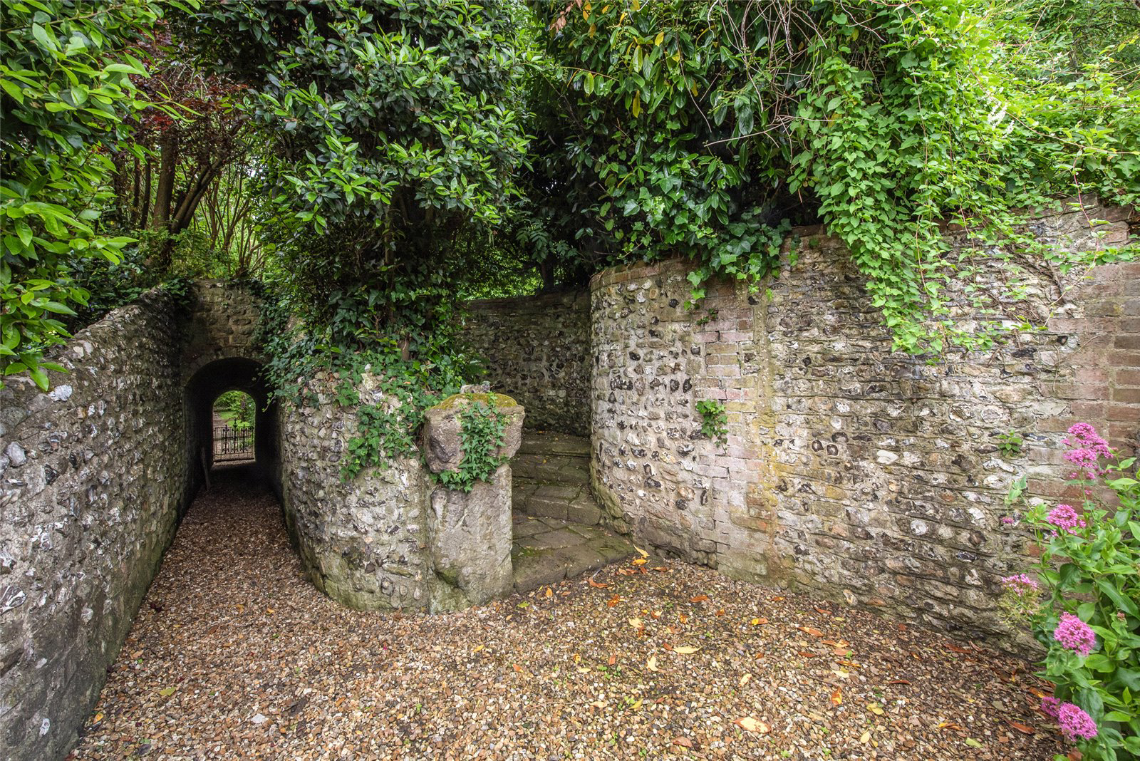 Friary Lane, Chichester, West Sussex, PO19, photo 22