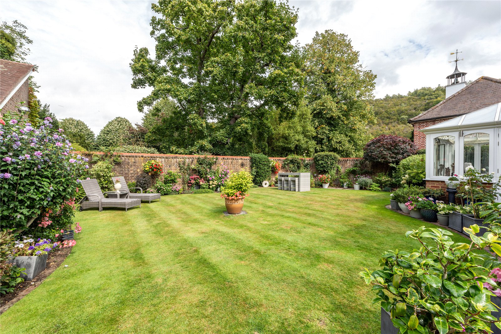 Burford Lodge, London Road, Dorking, Surrey, RH5, photo 4