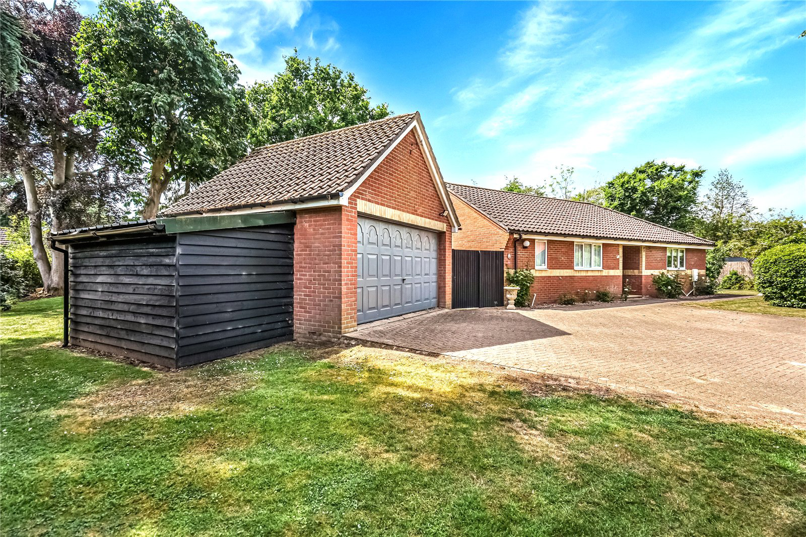 St Mary's Gardens, Mendlesham, Stowmarket, Suffolk, IP14, photo 2